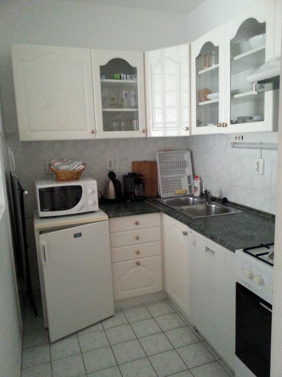 Pedestrian Street Apartment Хевиз Экстерьер фото